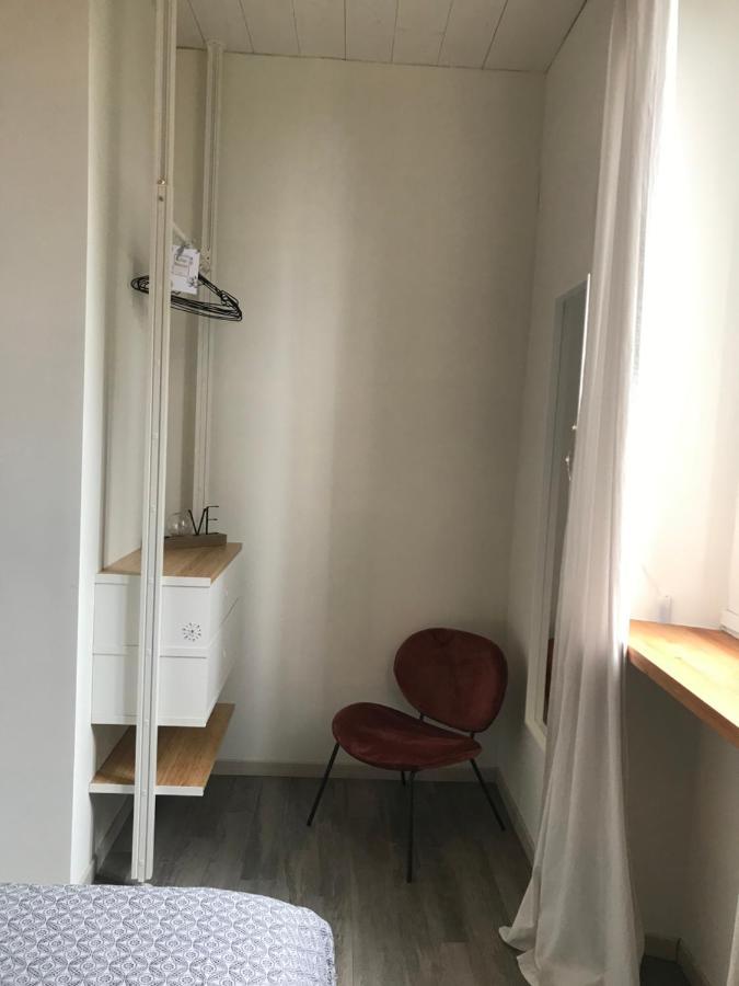 Mazzini Apartment Arona Exterior photo